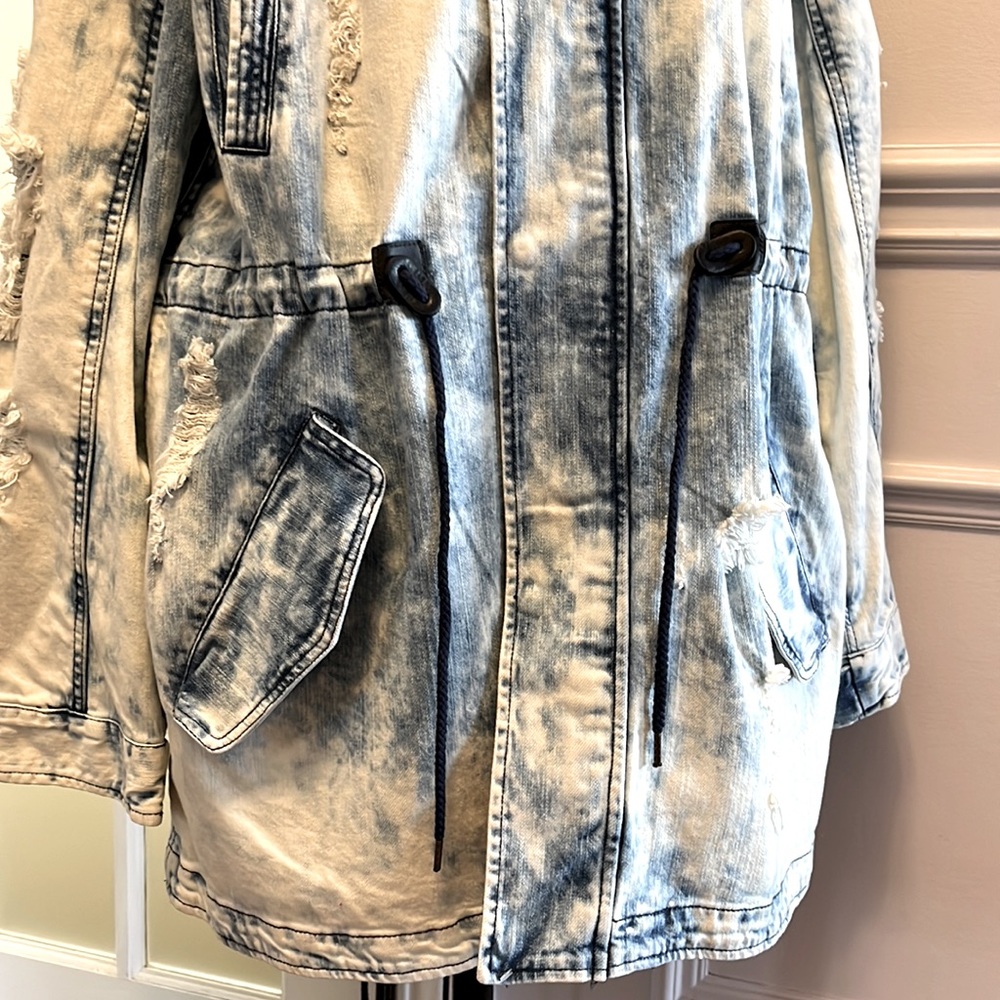 Smoke Rise distressed denim jacket - Picture 3 of 12